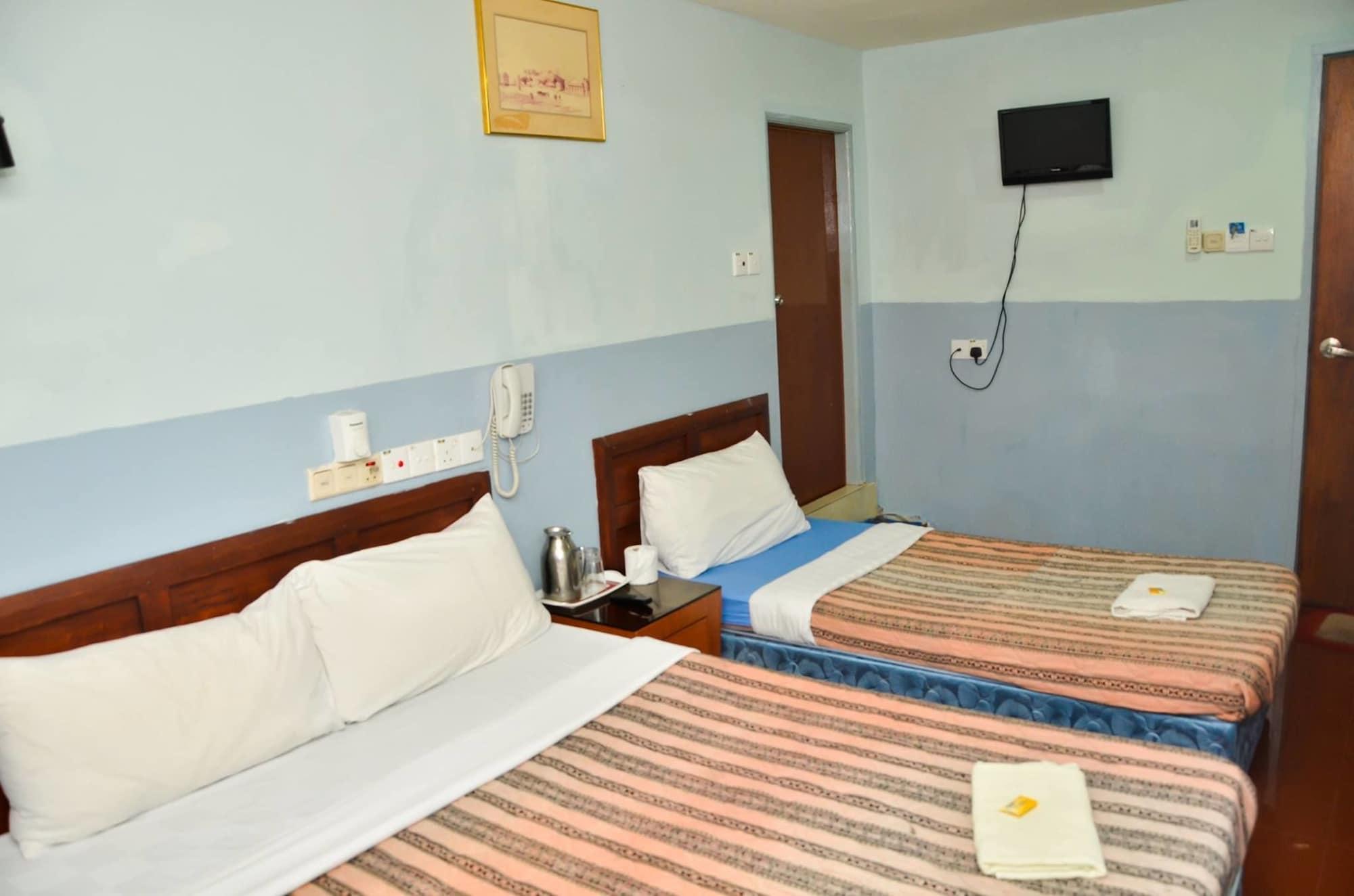 J &J Hotel Kota Kinabalu Buitenkant foto