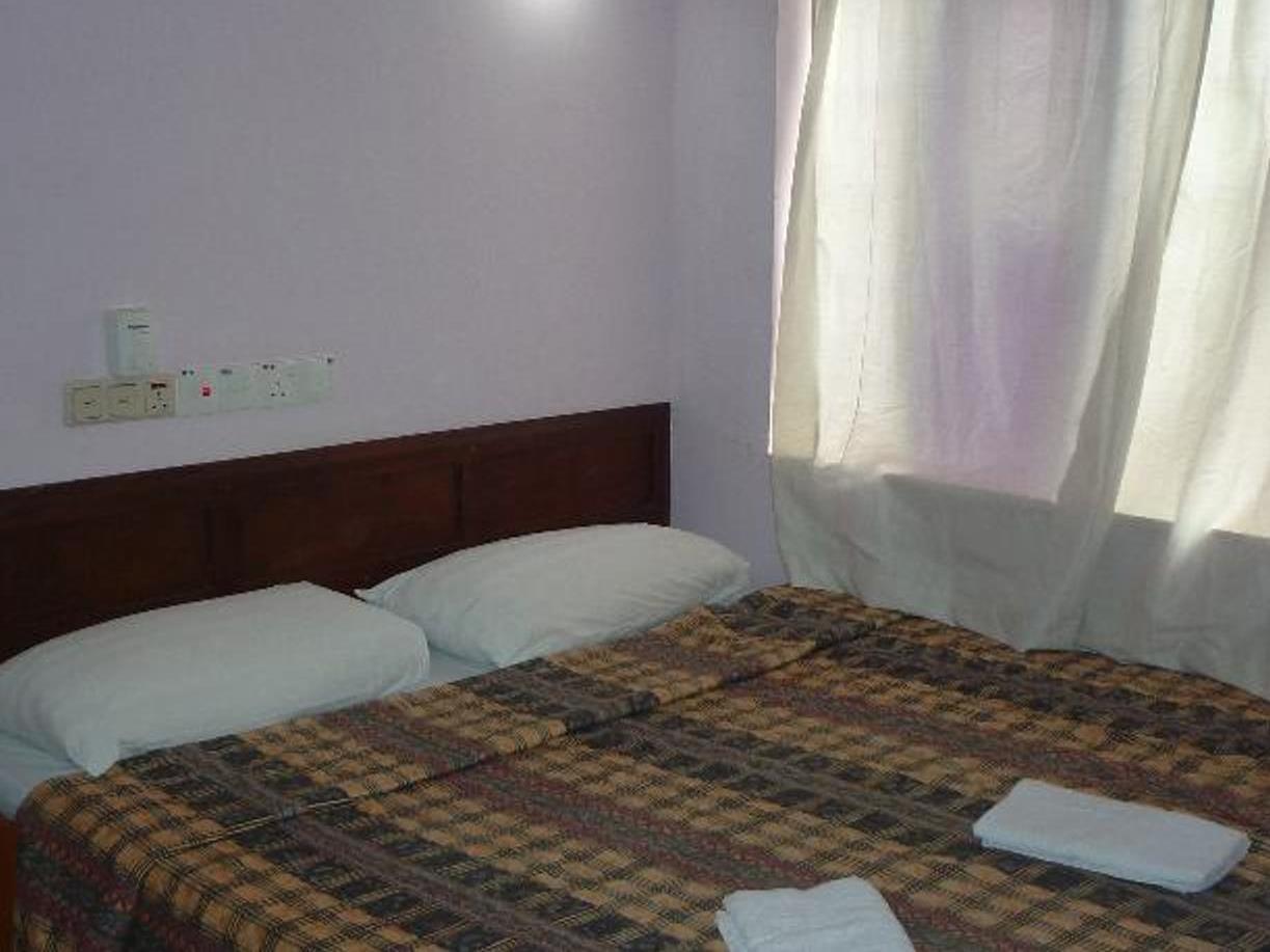 J &J Hotel Kota Kinabalu Buitenkant foto
